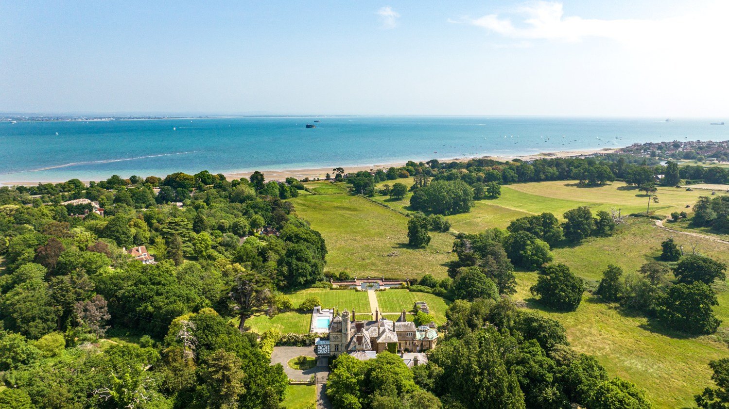 Coastal homes for sale near the Isle of Wight