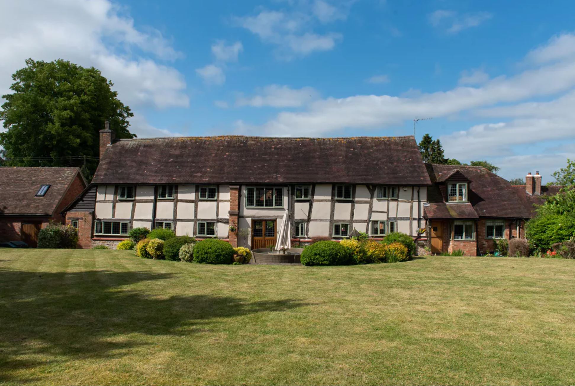 Superb Stratford-upon-Avon homes for sale