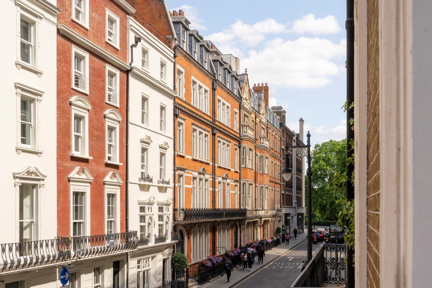 Thinking of moving house? Why now is a good time to buy