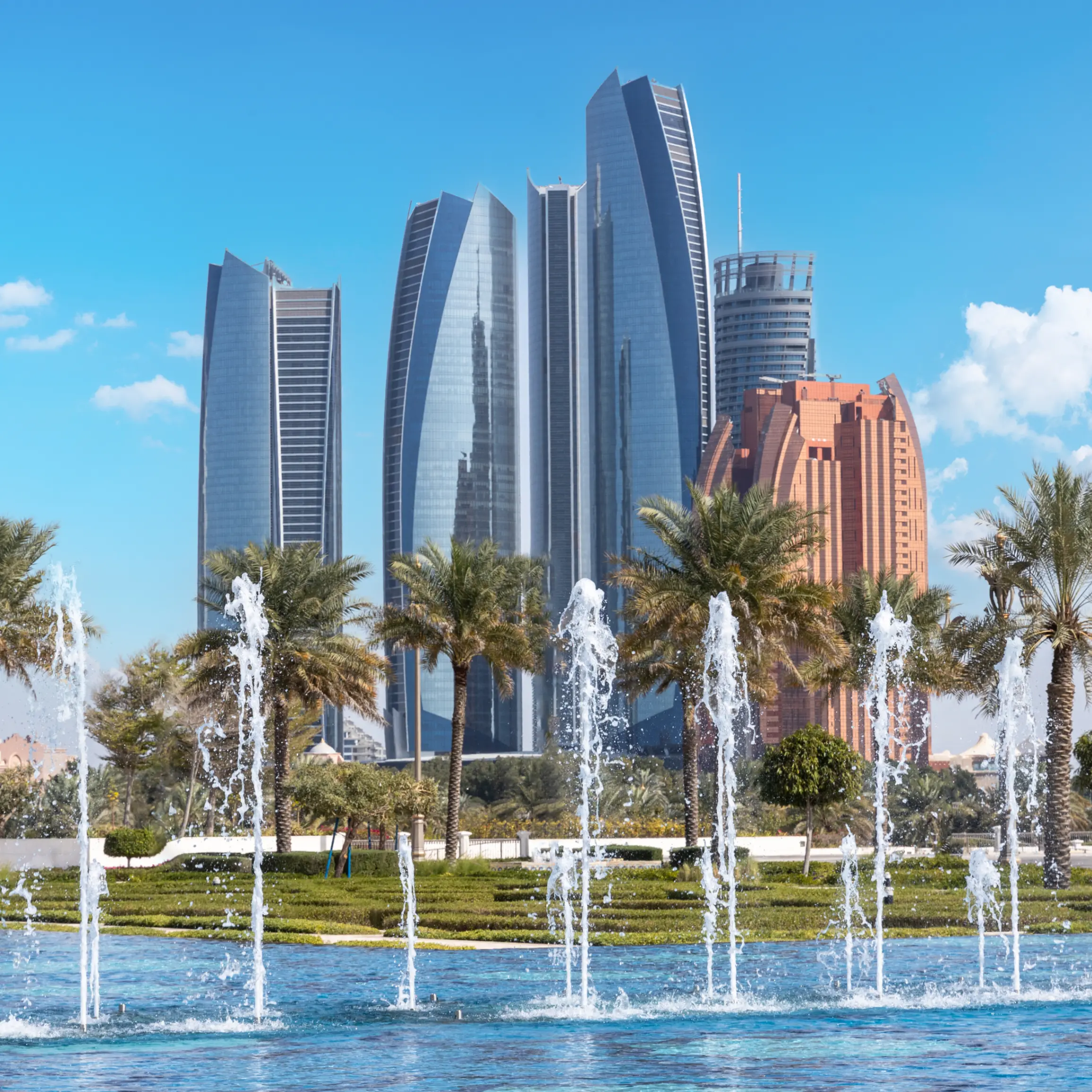 Beyond the breaks: tax havens vs traditional hubs