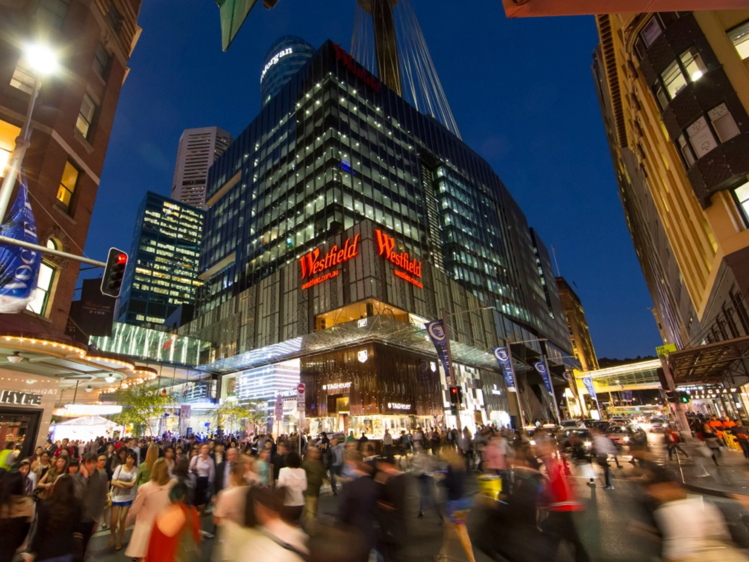 Image of Seven commercial real estate investment trends from 2025