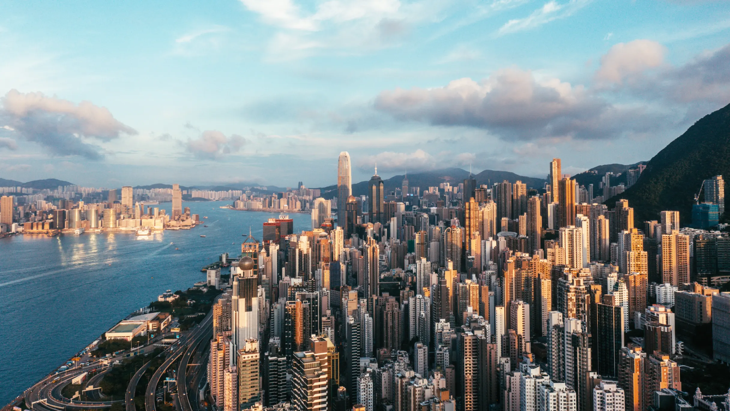  Hong Kong city skyline &copy; barleyman / Getty Images